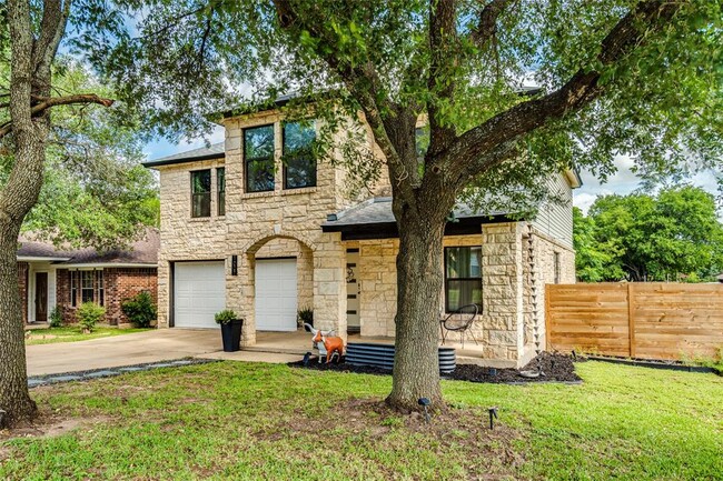 Building Photo - 1007 Silverstone Ln