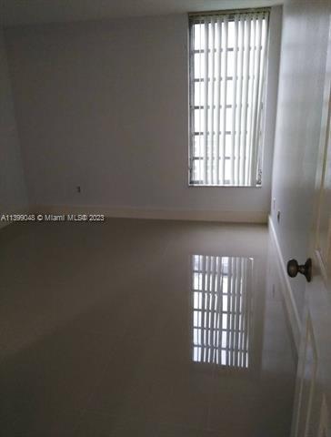 Building Photo - 110 Fontainebleau Blvd