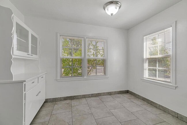 Building Photo - 251 Harrison Ave