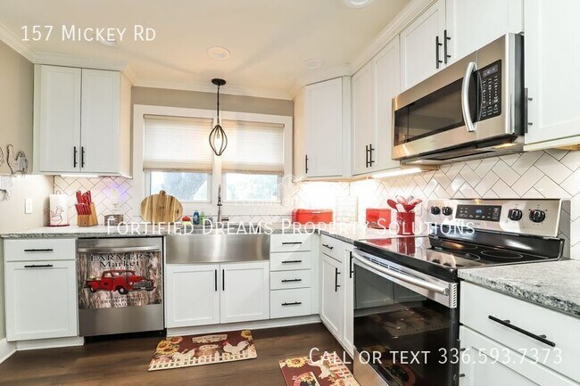 Building Photo - 157 Mickey Rd