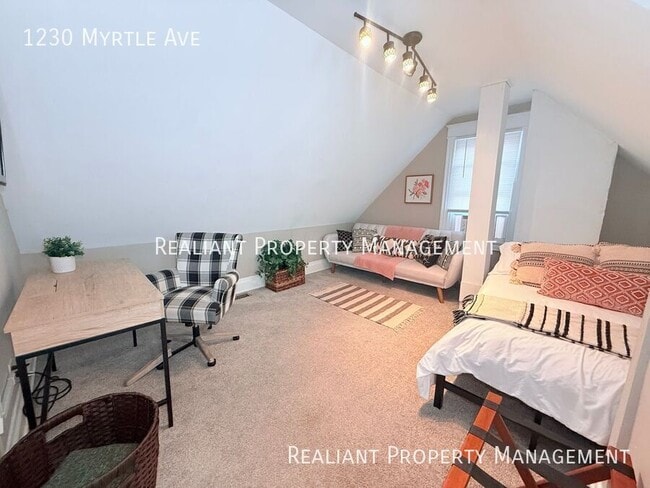 Building Photo - 1230 Myrtle Ave