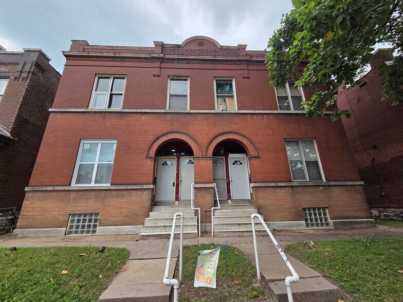 Building Photo - 4421 Pennsylvania Ave