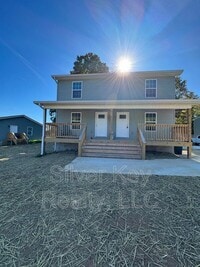 Building Photo - 141-155 Oak Street
