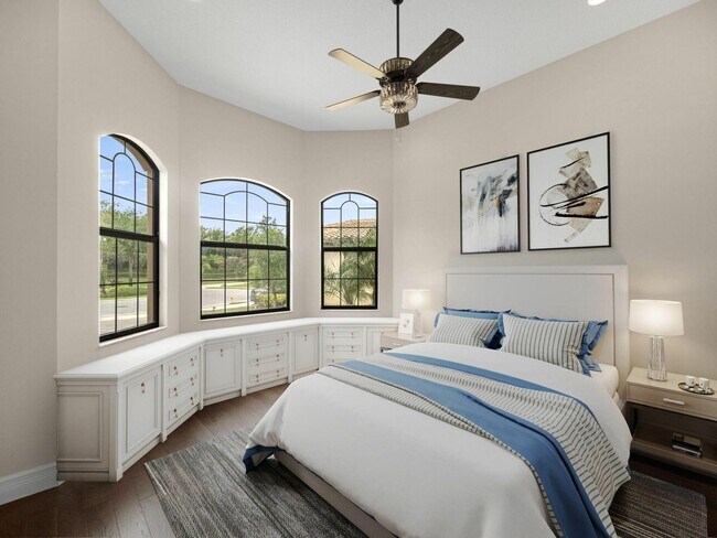 Building Photo - 9931 Bozzano Dr