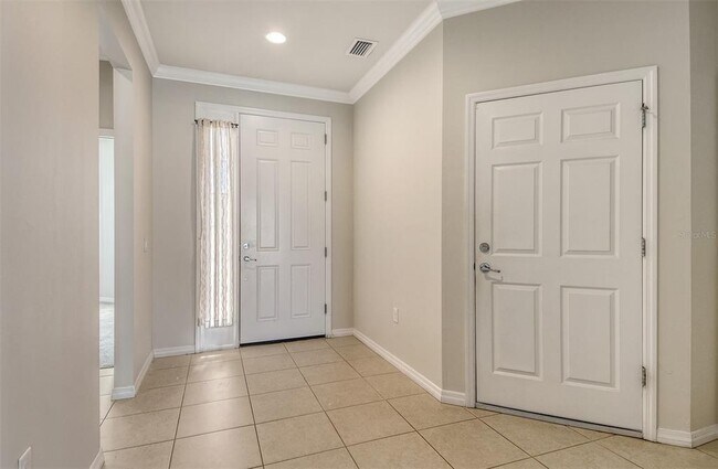 Building Photo - 19365 Rizzuto St