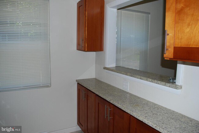 Building Photo - 223 Central Ave