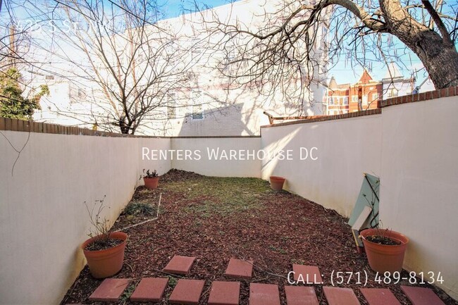 Building Photo - Modern 3BR in Old City – Prime Location!