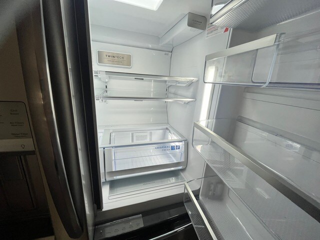 Building Photo - 14 Crest Ln