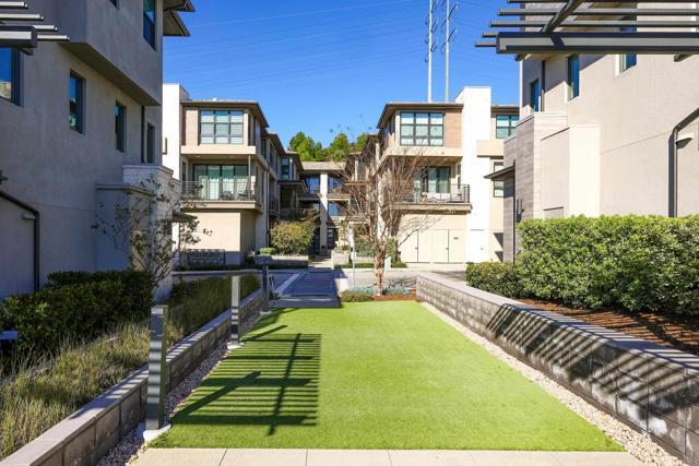 Building Photo - 2814 Via Alta Pl