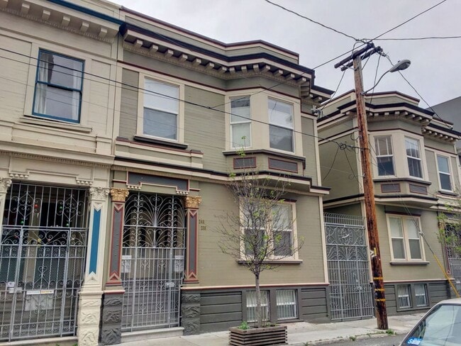 Primary Photo - Heart of Hayes Valley - Updated 3 Bed, 2 B...
