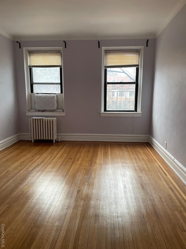 Building Photo - 77-20 Austin St