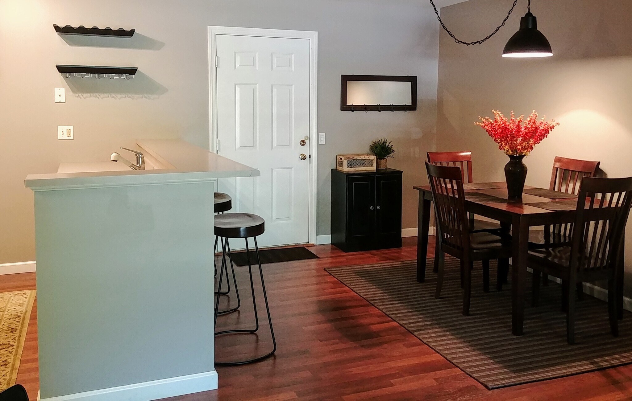 Building Photo - 386 Hildred Dr