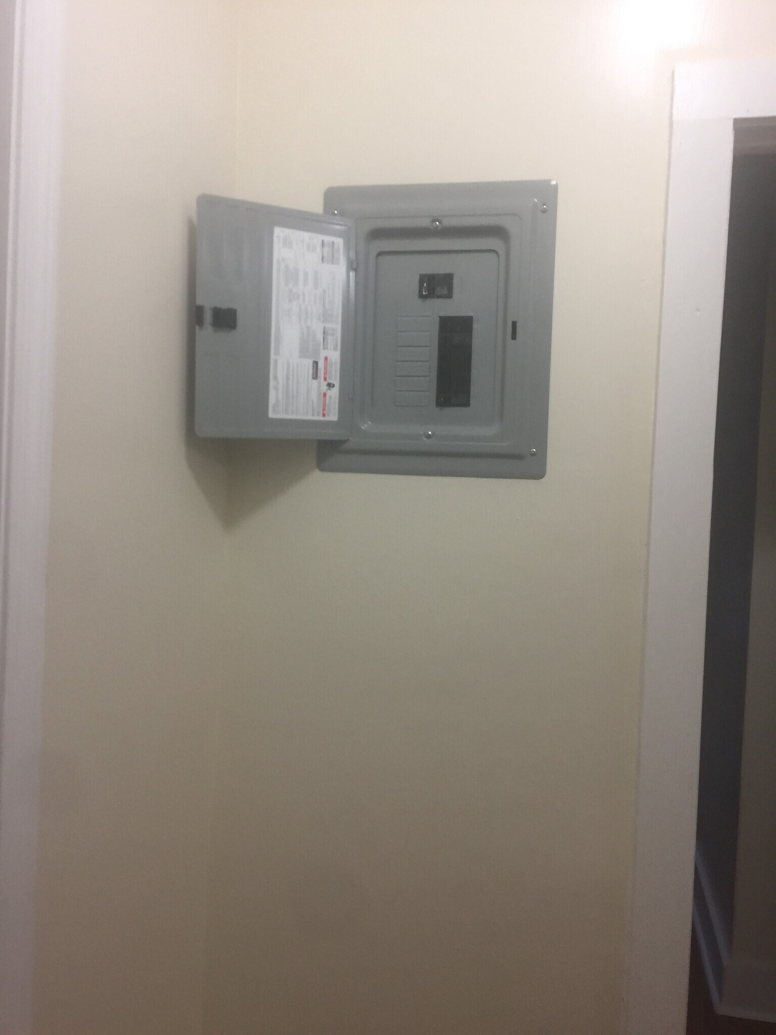 Building Photo - 75 Heath St