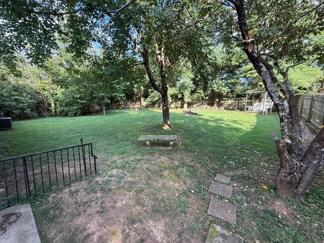 Building Photo - 3334 Nevius Dr
