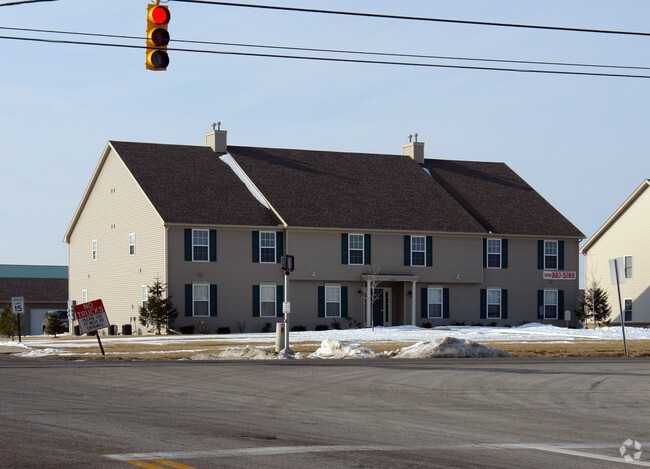 Primary Photo - Winchester Apartments