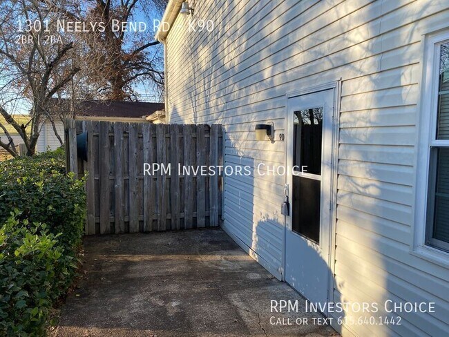 Building Photo - 1301 Neelys Bend Rd