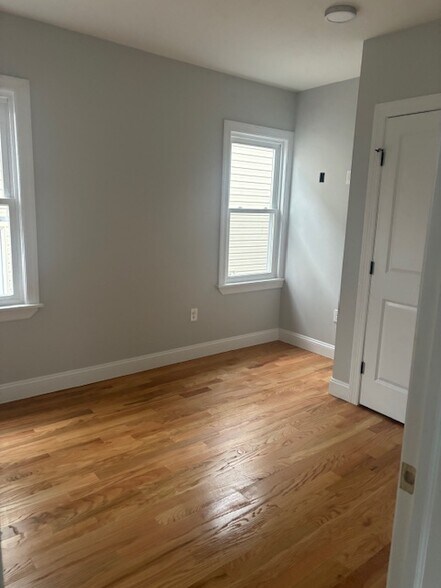 Bedroom #2 - 14 Bridge St