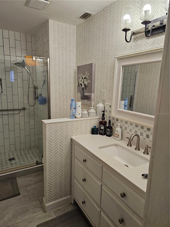 Building Photo - 3300 Loveland Blvd