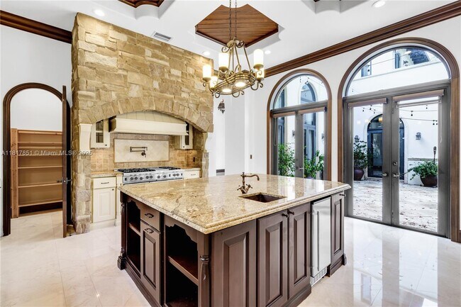 Building Photo - 9801 SW 60th Ct