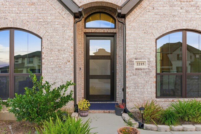 Building Photo - 2215 Crystal Reef Ct