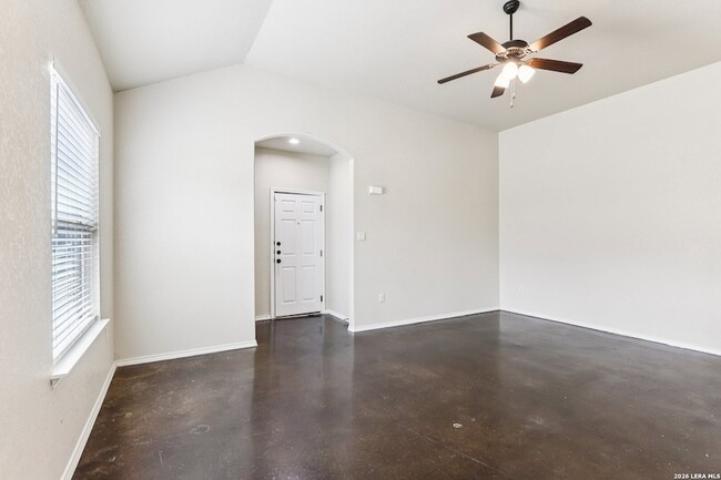 Building Photo - 219 Eugene Pass