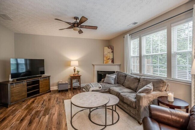 Building Photo - 4163 Baker Station Ct