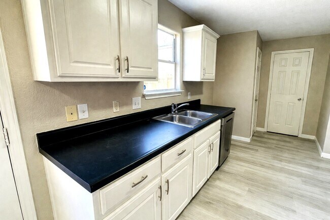 Building Photo - 5754 Butch Canyon