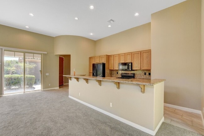 Building Photo - ELEGANT Single Story, 2 Bedroom Home in ANTHEM Gated Community!