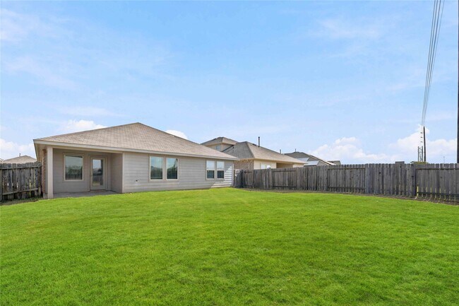 Building Photo - 22631 Busalla Trail