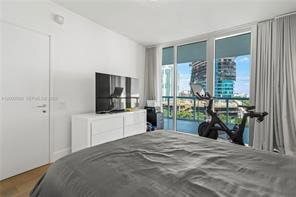 Building Photo - Alton Court, Miami Beach, FL 33139 - 2 BR 2 BA condo
