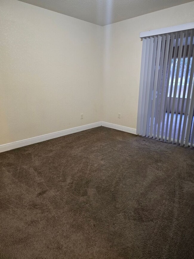 Building Photo - 3/2 Townhome in Inverness!!!