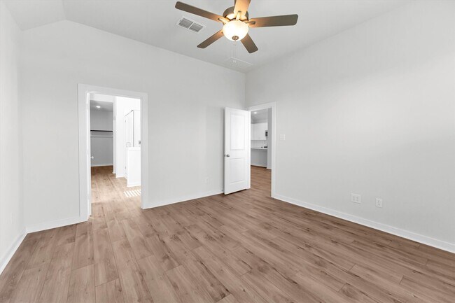 Building Photo - 16031 Bishops Cap Wy