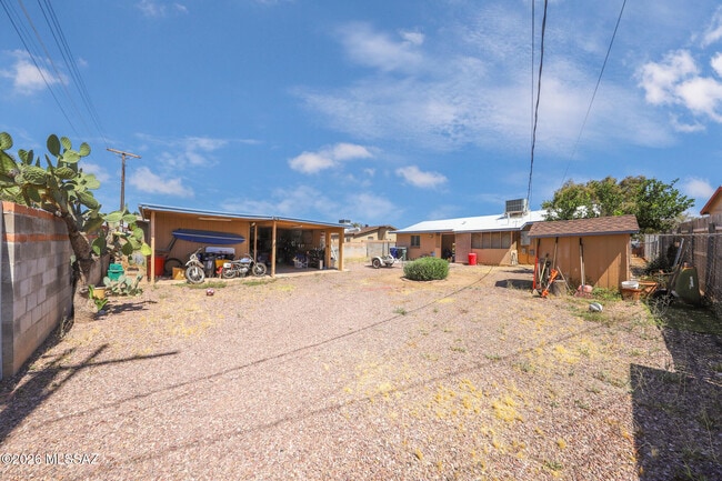 Building Photo - 201 W Borrego St