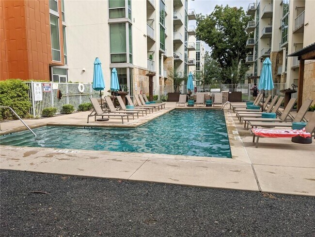 Building Photo - 1600 Barton Springs Rd