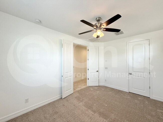 Building Photo - 11524 S 53rd Ave