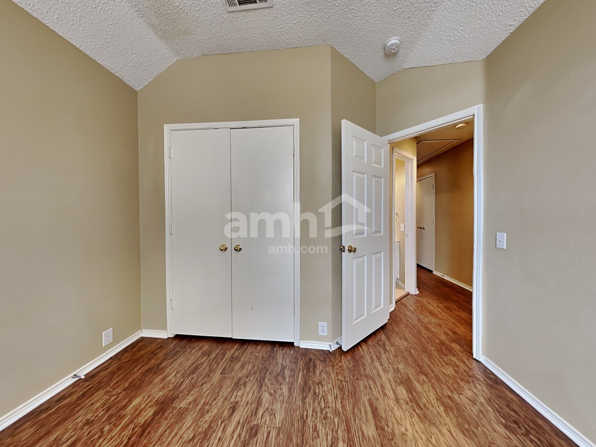 Building Photo - 3406 Broadview Ct