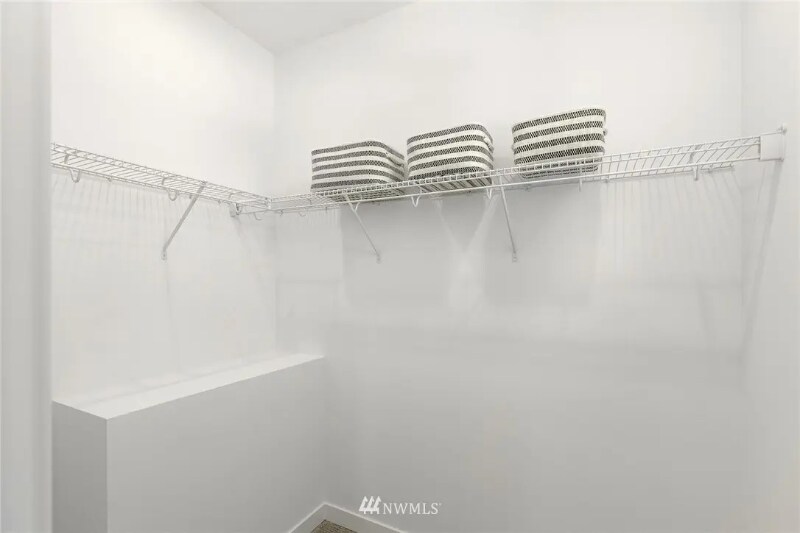 Building Photo - 2156 N 185th St