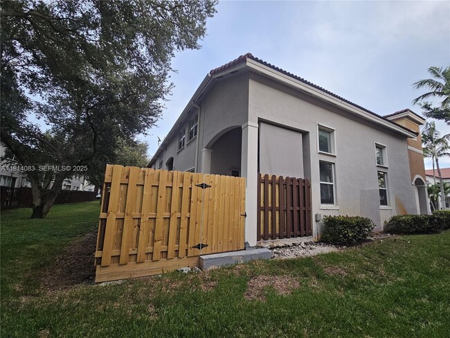 Building Photo - 11551 NW 79th Ln