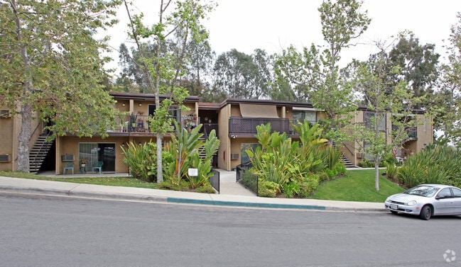 Building Photo - Cowles Landing