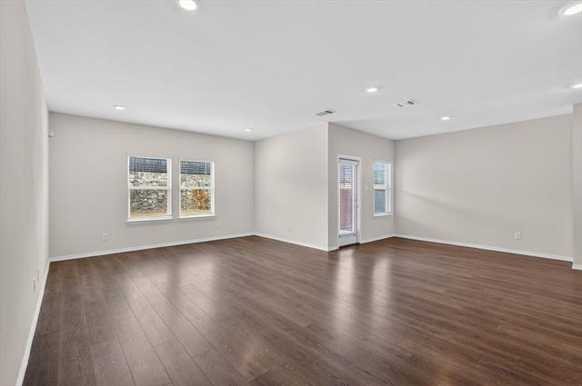 Building Photo - 2109 Muscovy St