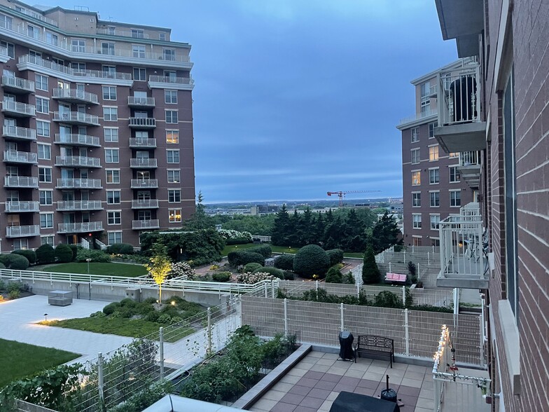 patio view - 333 W Mifflin St