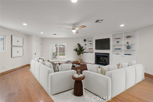 Building Photo - 5229 E Walkerton St