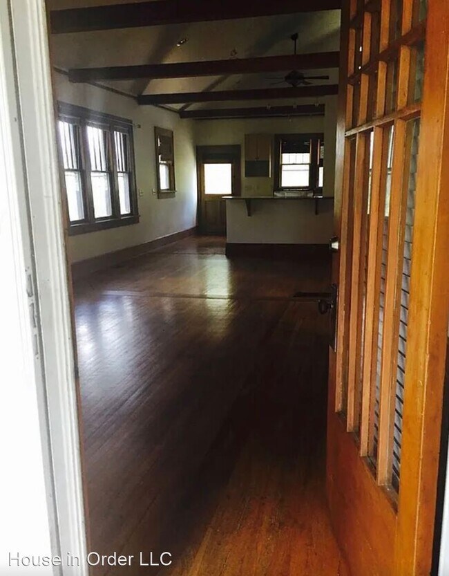 Building Photo - 3 br, 1 bath House - 127 Flint Street