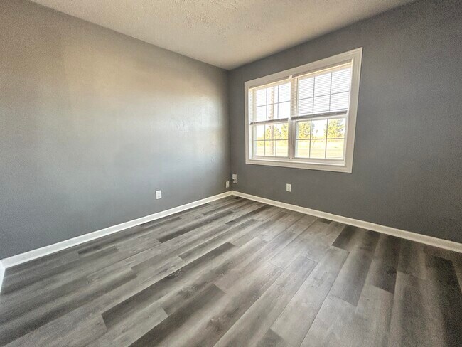 Building Photo - 5533 34th St