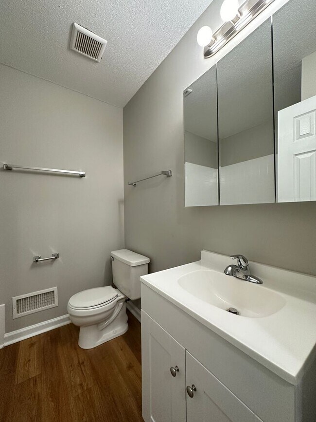 Building Photo - 1509 Edith St