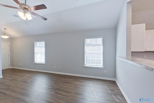 Building Photo - 107 Dawson's Ml Dr