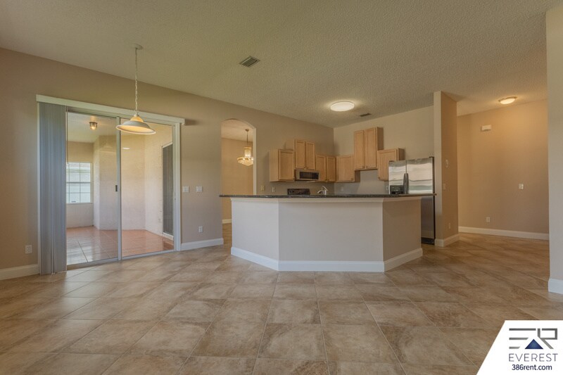 Building Photo - 14 Lysander Ln