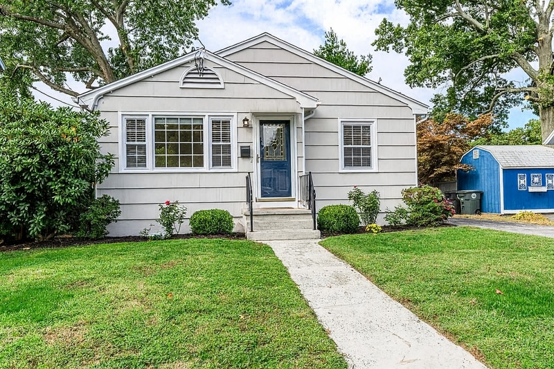 Primary Photo - 29 Loomis St