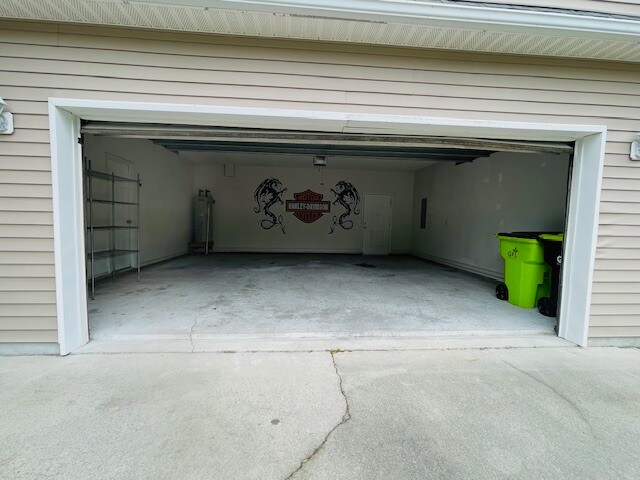 Building Photo - 144 Secretariat Dr