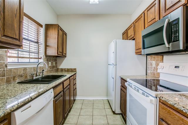 Building Photo - 6006 Auburndale Ave